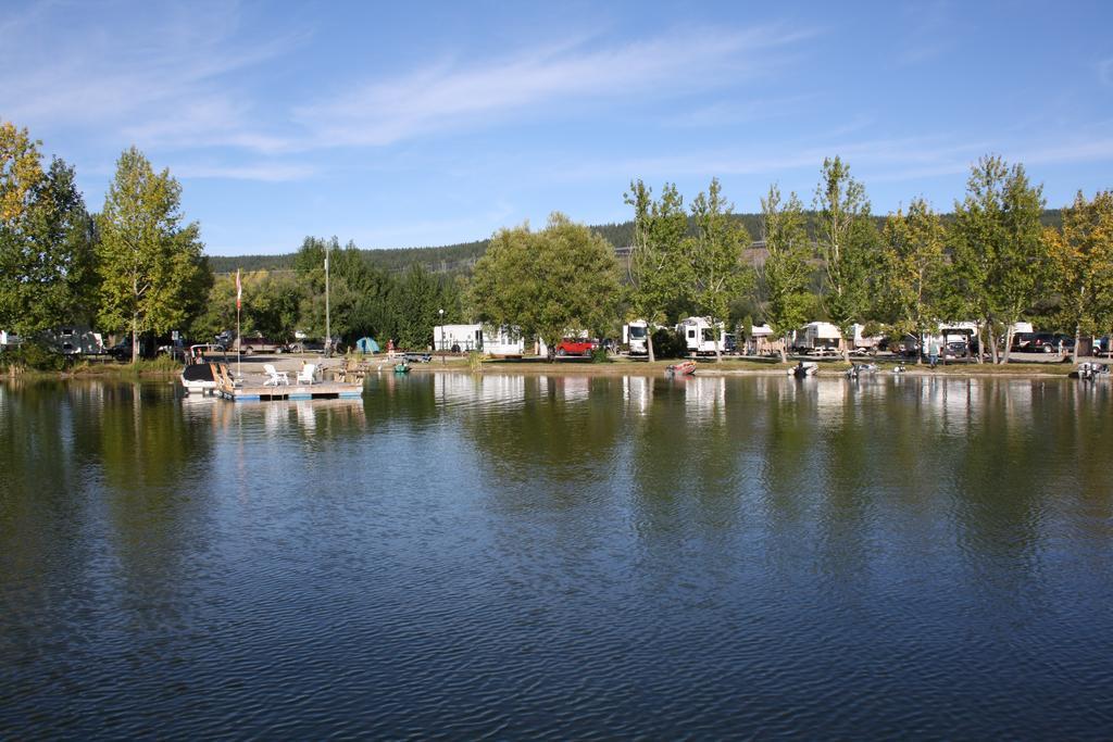 Robert'S Roost Rv Park Resort Quesnel Luaran gambar